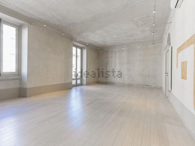 Appartamento in vendita di 120 m² in Via Mantova, 17