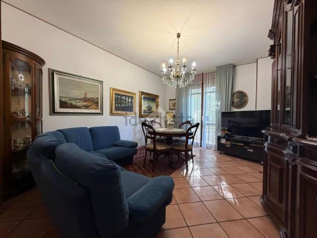 Appartamento in vendita di 120 m² in Via Mario Amato, 190