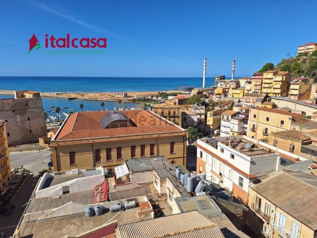 Appartamento in vendita di 120 m² in Via Marullo
