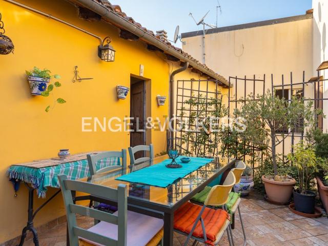 Appartamento in vendita di 120 m² in Via Mascarella, 11