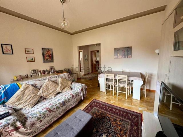Appartamento in vendita di 120 m² in Via Mentana