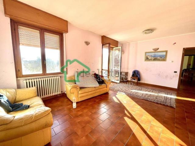 Appartamento in vendita di 120 m² in Via Michelangelo Buonarroti