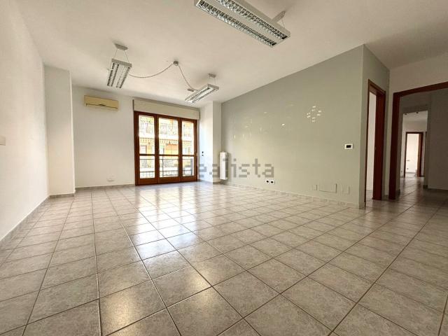 Appartamento in vendita di 120 m² in Via Milli Giannina, 2