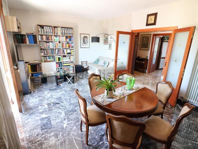 Appartamento in vendita di 120 m² in Via Miranese