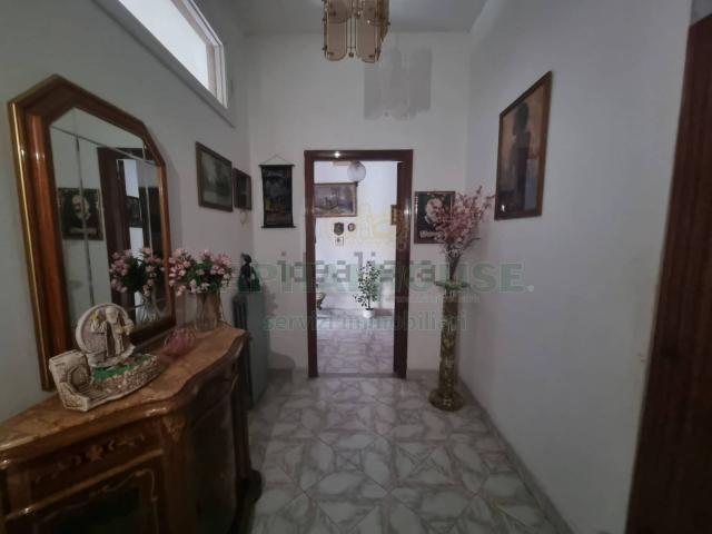 Appartamento in vendita di 120 m² in Via Municipio