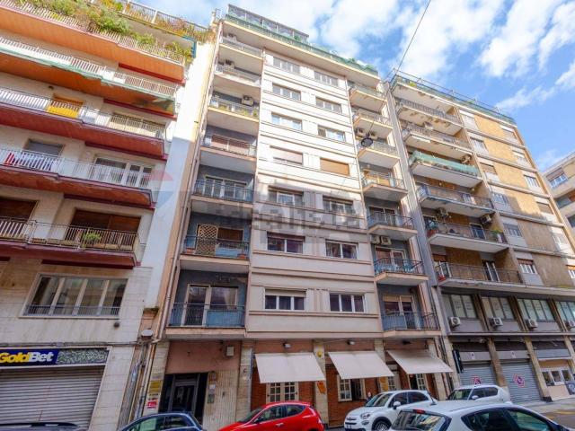 Appartamento in vendita di 120 m² in Via Niccolò Piccinni, 191