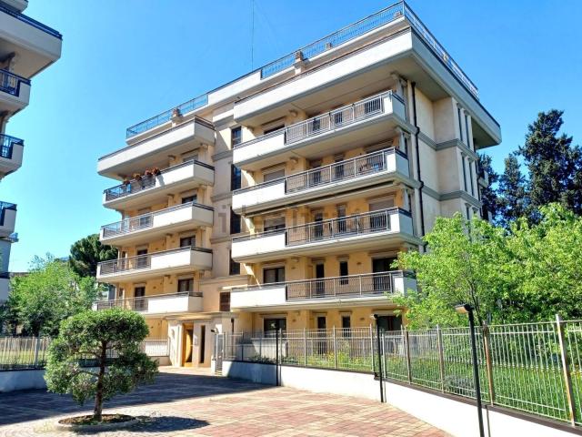 Appartamento in vendita di 120 m² in Via NICOLA ARPAIA, 37