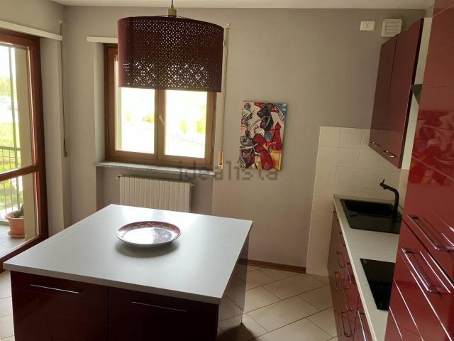 Appartamento in vendita di 120 m² in Via Nilde Lotti, 7