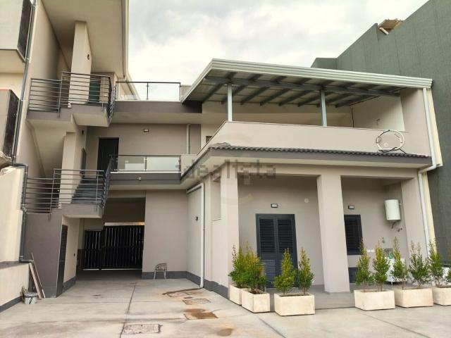 Appartamento in vendita di 120 m² in Via sottotenente Vincenzo Barbagallo, 121