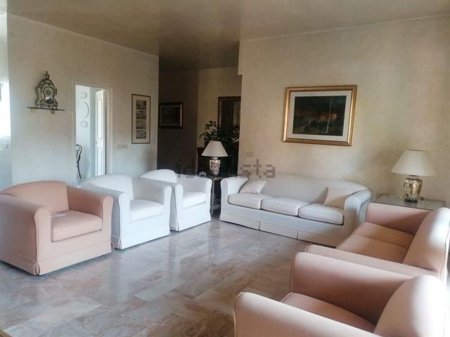 Appartamento in vendita di 120 m² in Via Sabotino