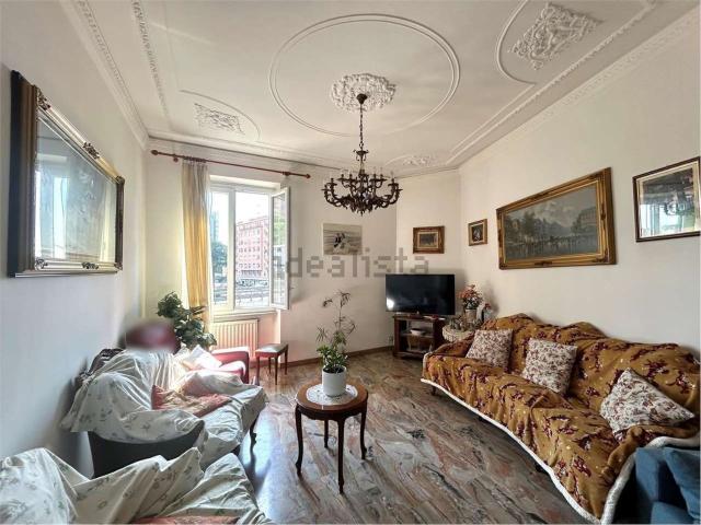 Appartamento in vendita di 131 m² in Via San Bartolomeo del Fossato
