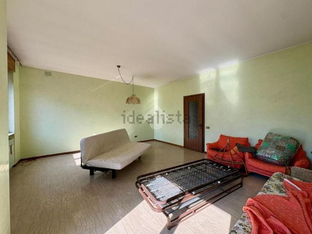 Appartamento in vendita di 120 m² in Via San Giovanni Bosco