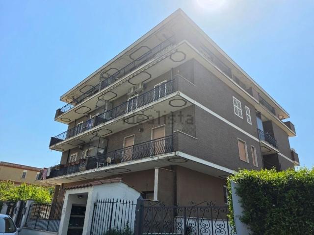 Appartamento in vendita di 120 m² in Via San Giovanni la Punta, 11