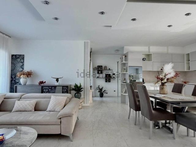 Appartamento in vendita di 120 m² in Via San Giuseppe, 4