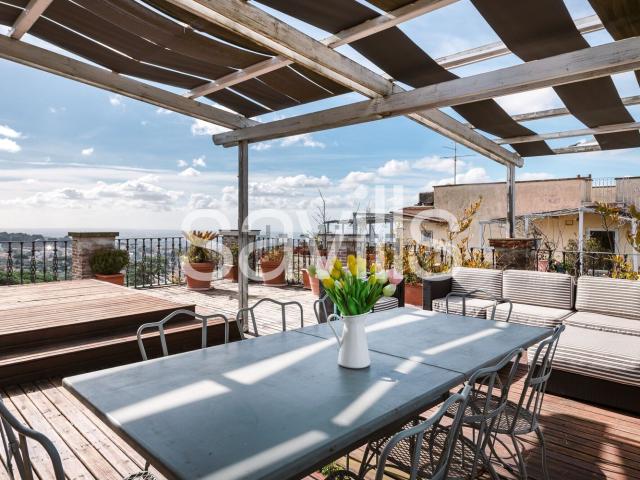 Appartamento in vendita di 120 m² in Via San Lucia Filippini