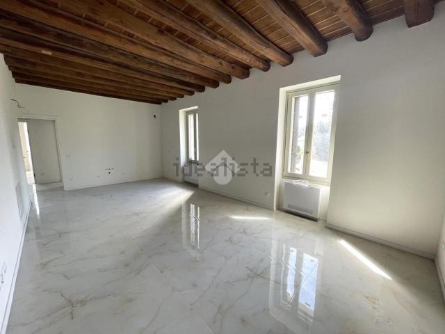 Appartamento in vendita di 120 m² in Via San Luigi, 12