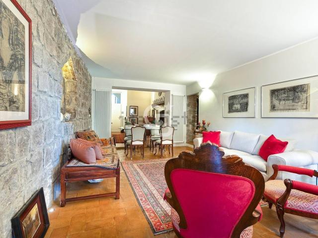 Appartamento in vendita di 120 m² in Via Sant&apos Andrea