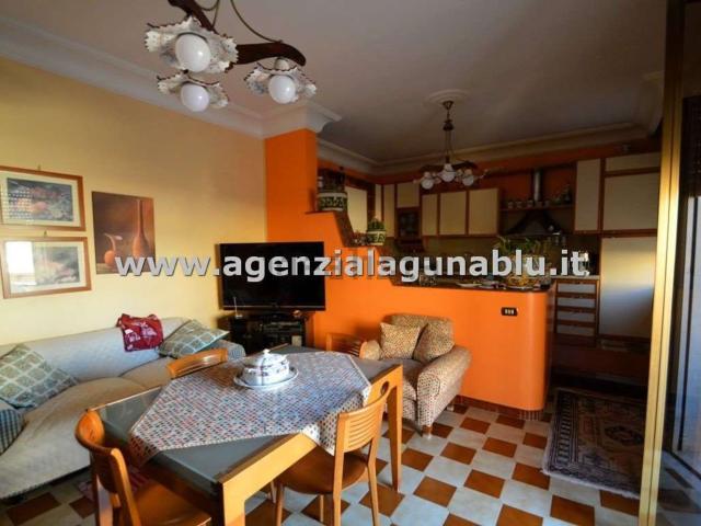 Appartamento in vendita di 120 m² in Via Santa Maria di Gesù