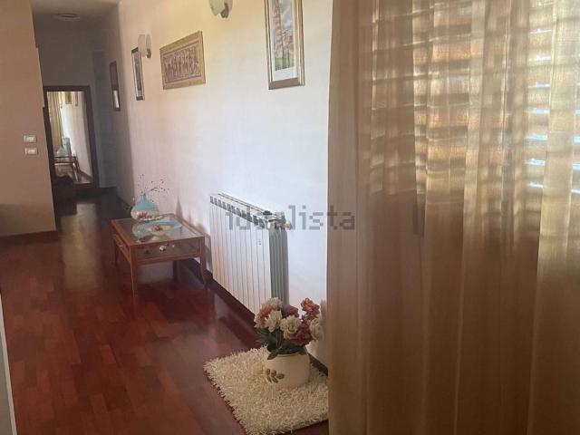 Appartamento in vendita di 120 m² in Via Santa Maria la Stella