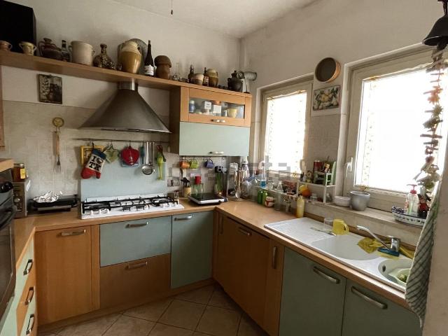Appartamento in vendita di 120 m² in Via Sarnano, 30