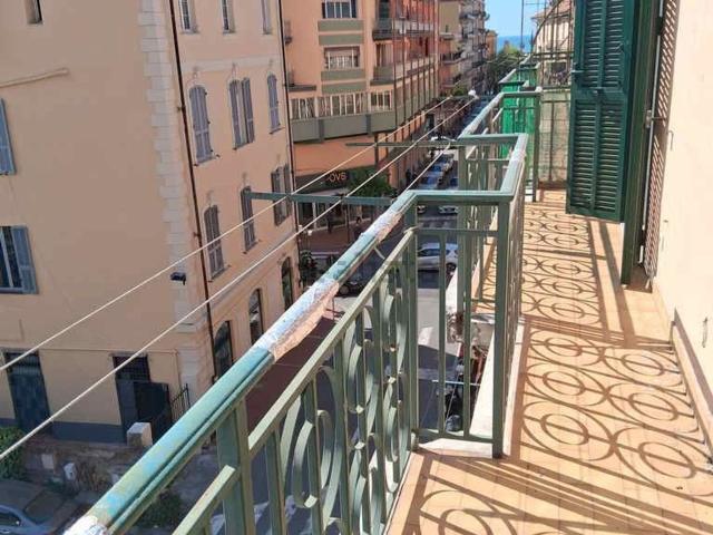 Appartamento in vendita di 120 m² in Via Scalo Merci