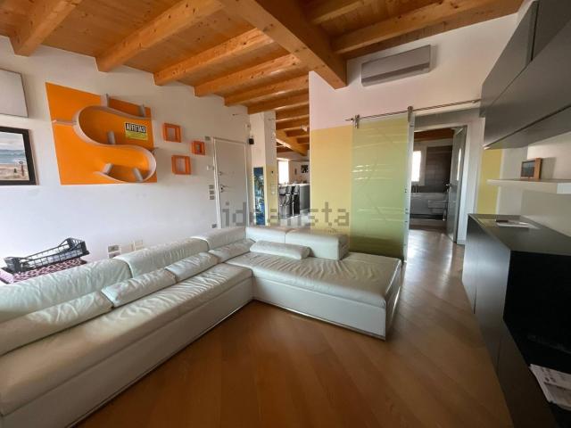 Appartamento in vendita di 120 m² in Via Sempione, 10