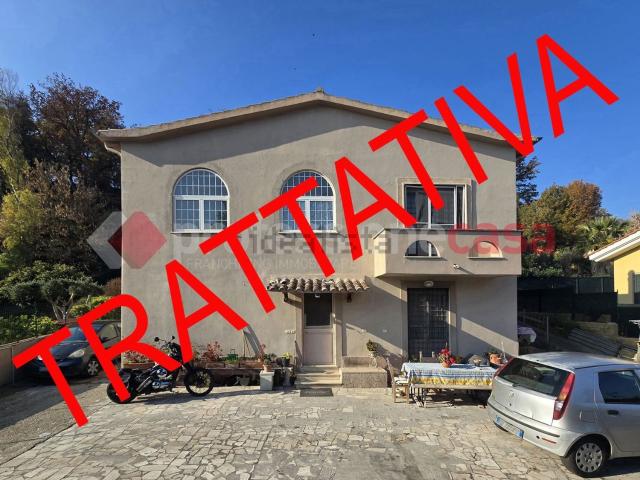 Appartamento in vendita di 120 m² in Via Siliqua, 119