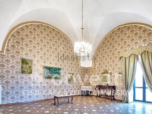 Appartamento in vendita di 120 m² in Via Simeana