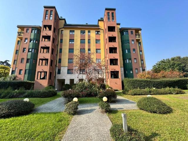 Appartamento in vendita di 120 m² in Via Spluga, 15