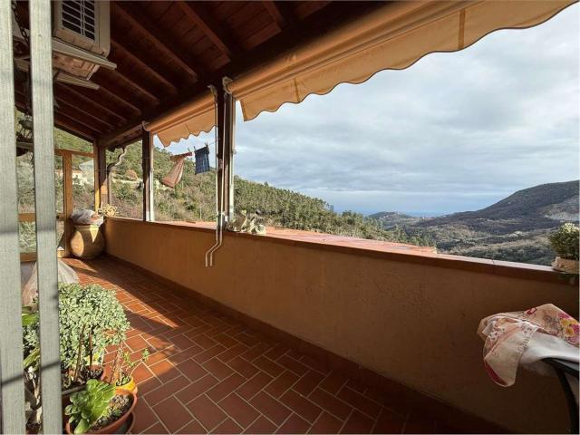 Appartamento in vendita di 120 m² in Via Spotorno