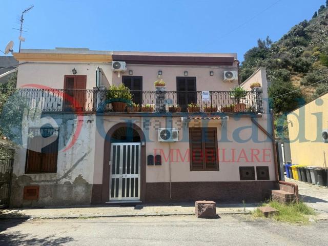 Appartamento in vendita di 120 m² in Via Stazione, 12