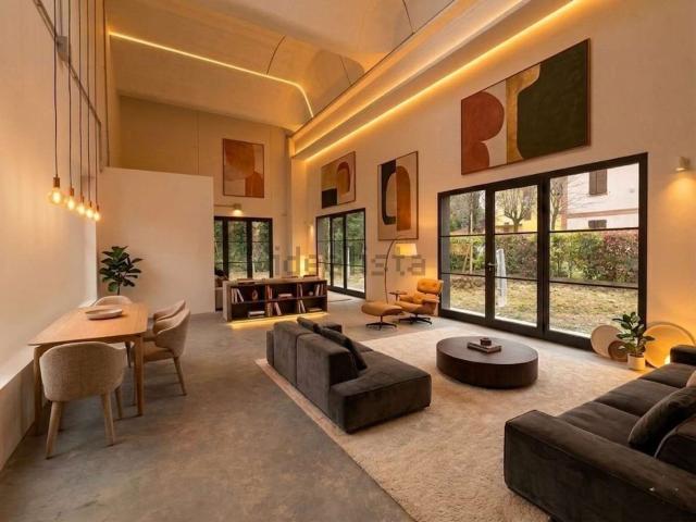 Appartamento in vendita di 120 m² in Via Stradella, 87