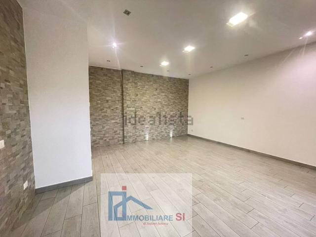 Appartamento in vendita di 120 m² in Via Ponticelli