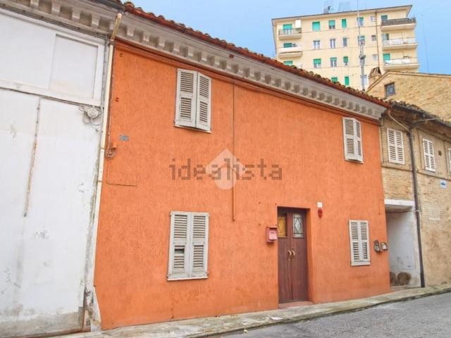 Appartamento in vendita di 120 m² in Via Porta Romana, 10
