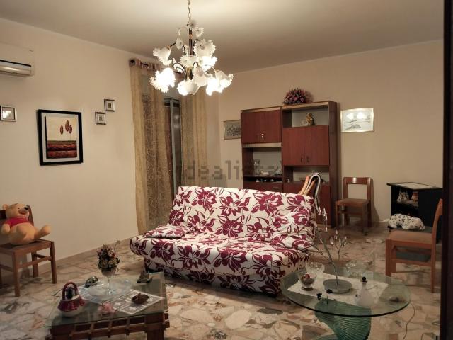 Appartamento in vendita di 120 m² in Via Pachino, 3