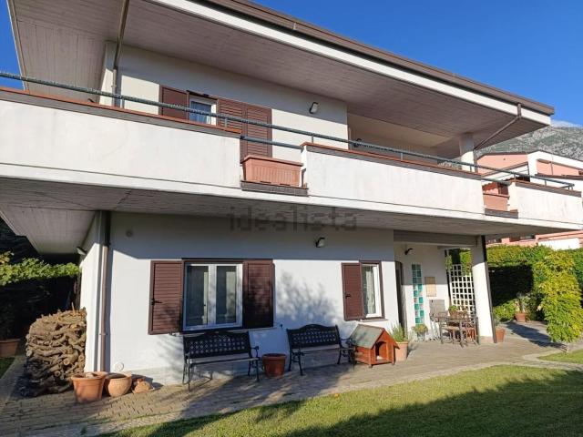 Appartamento in vendita di 120 m² in Via Padre Pio da Pietrelcina