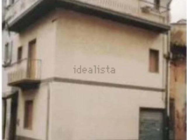 Appartamento in vendita di 120 m² in Via Palermo, 147