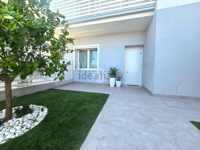 Appartamento in vendita di 120 m² in Via Paolo Marconi