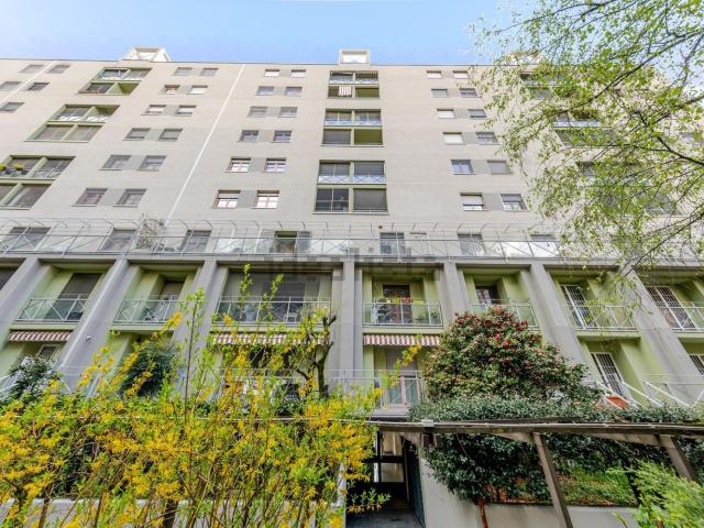 Appartamento in vendita di 120 m² in Via Paolo Mezzanotte, 4