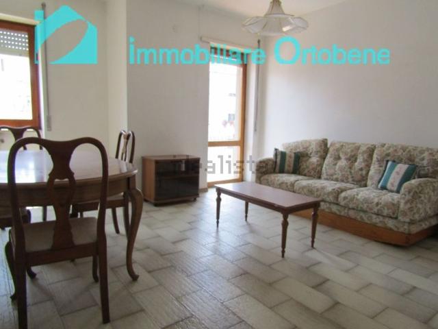 Appartamento in vendita di 120 m² in Via Peppino Catte