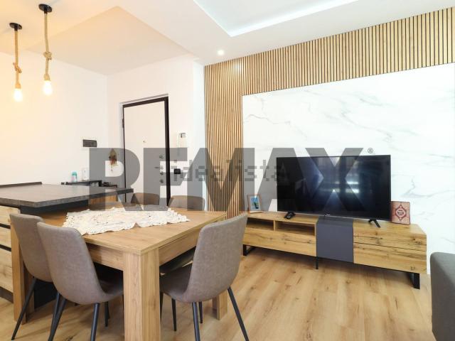 Appartamento in vendita di 120 m² in Via Perego, 21