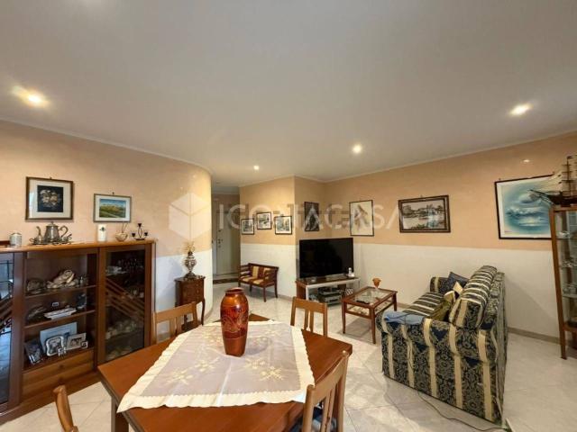 Appartamento in vendita di 120 m² in Via Pitagora