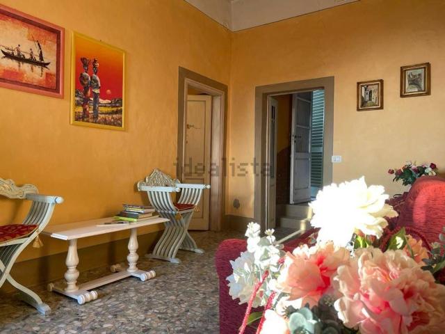 Appartamento in vendita di 120 m² in Via Pierucci