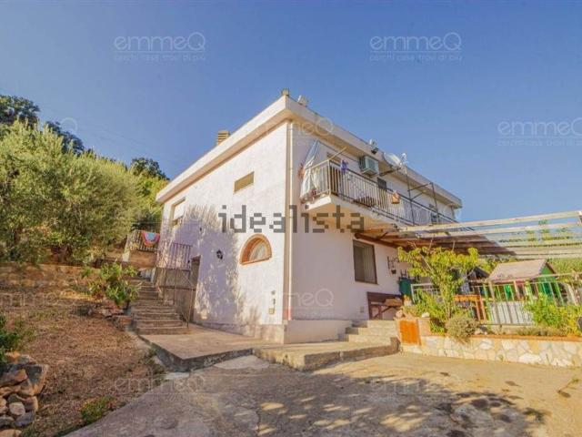 Appartamento in vendita di 120 m² in Via Pietro Mascagni, 91