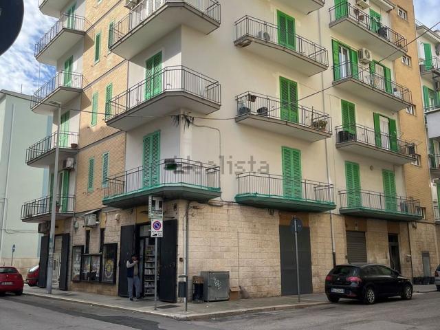Appartamento in vendita di 120 m² in Via Pietro Toselli, 7