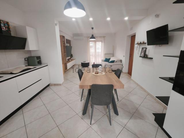 Appartamento in vendita di 120 m² in Via Pio IX