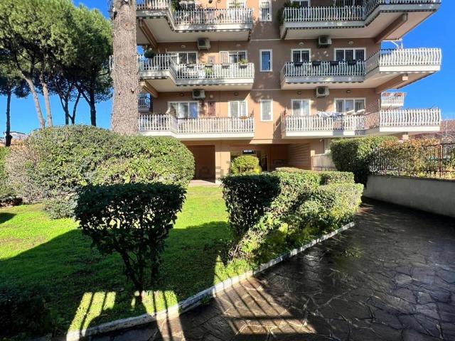Appartamento in vendita di 120 m² in Via Platì