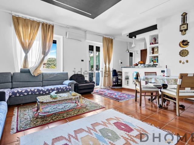 Appartamento in vendita di 120 m² in Via Prati, 77