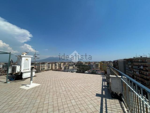 Appartamento in vendita di 120 m² in Via Principe di Piemonte, 54