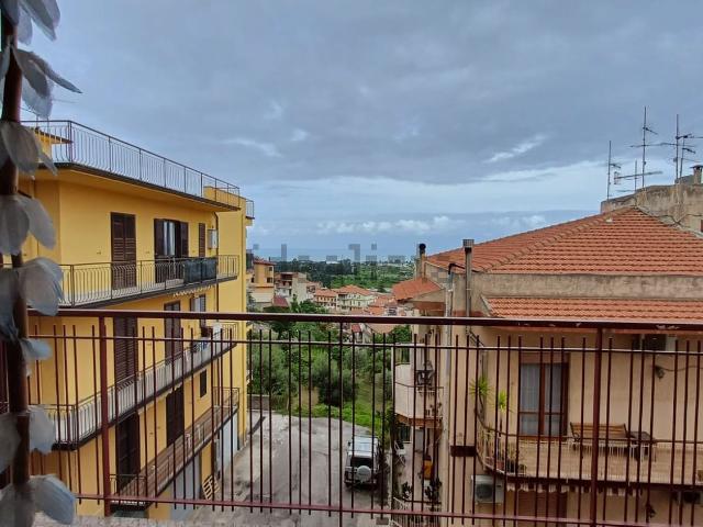 Appartamento in vendita di 120 m² in Via Pugliatti